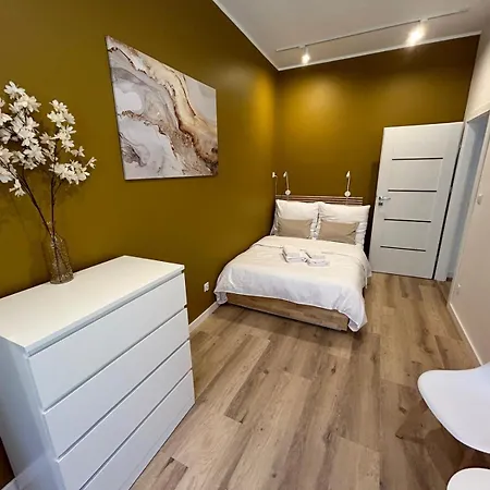 Targowa L3 Apartamento *